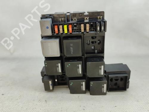 Used Fuse box Fuse box JAGUAR XF I (X250) 2.2 D (190 hp) 33756929 33756929