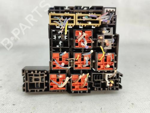 Fuse box JAGUAR XF I (X250) 2.2 D | BP33756929E1 - Image 2