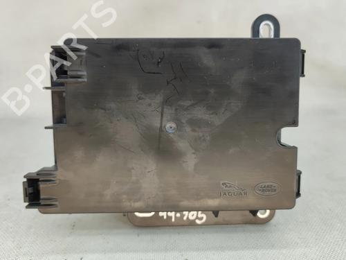 Used Fuse box Fuse box JAGUAR XF I (X250) 2.2 D (190 hp) 33756927 33756927