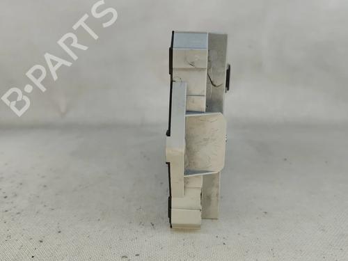 Fuse box JAGUAR XF I (X250) 2.2 D | BP33756931E1 - Image 4