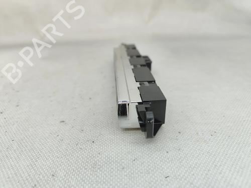 Switch JAGUAR XF I (X250) 2.2 D | BP33756975I30 - Image 3