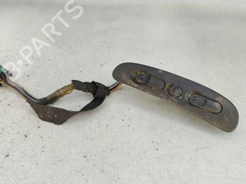 Used Left front window switch Left front window switch 33758601 33758601
