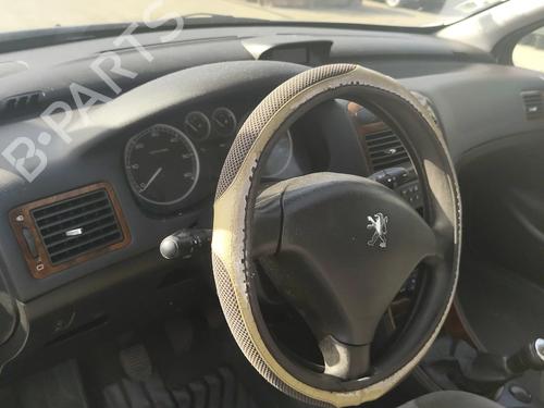 Salpicadero Salpicadero PEUGEOT 307 Break (3E) 1.4 HDi (68 hp) 33857863 33857863