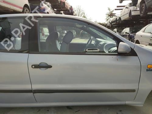 Used Right front door Right front door FIAT BRAVO I (182_) 1.4 (182.AA) (80 hp) 33875596 33875596