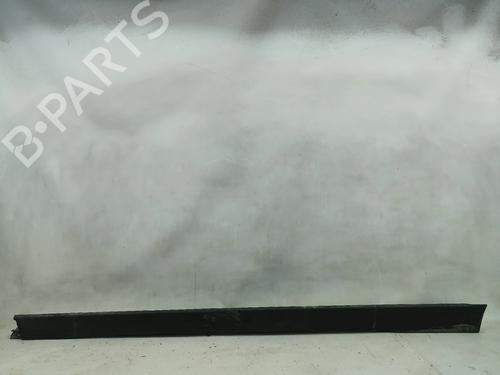 Used Left sideskirt Left sideskirt 33857811 33857811