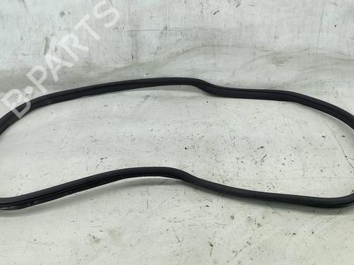 Used Rubber door seal Rubber door seal MERCEDES-BENZ E-CLASS T-Model (S213) E 200 d (213.213) (150 hp) 33930669 33930669