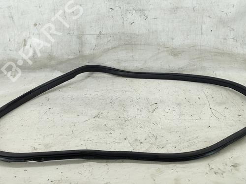Used Rubber door seal Rubber door seal MERCEDES-BENZ E-CLASS T-Model (S213) E 200 d (213.213) (150 hp) 33930668 33930668