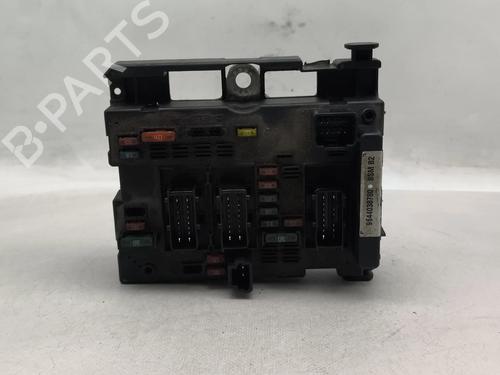 Used Fuse box Fuse box 33875641 33875641