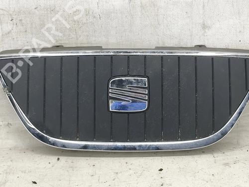 grille-seat-ibiza-iv-st-6j8-6p8-2010-2011-2012-2013-2014-2015-2016-33905882 main image