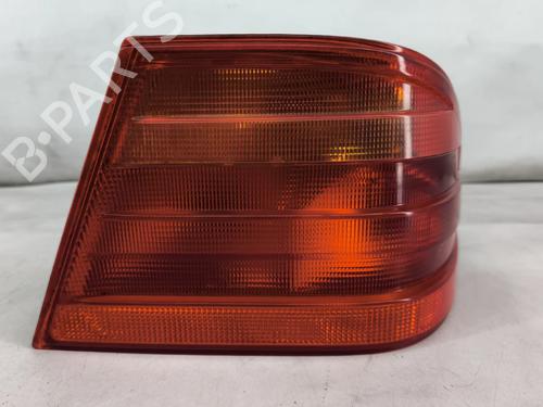 right-taillight-mercedes-benz-e-class-w210-1995-1996-1997-1998-1999-2000-2001-2002-2003-33939555 main image
