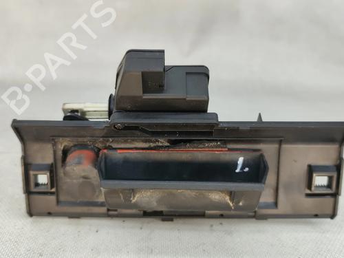 Used Tailgate handle Tailgate handle 33888703 33888703