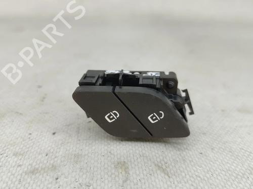 Used Switch Switch MERCEDES-BENZ GLA (H247) GLA 200 d (247.712) (150 hp) 33891975 33891975