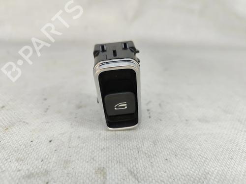 Used Right front window switch Right front window switch MERCEDES-BENZ GLA (H247) GLA 200 d (247.712) (150 hp) 33891979 33891979