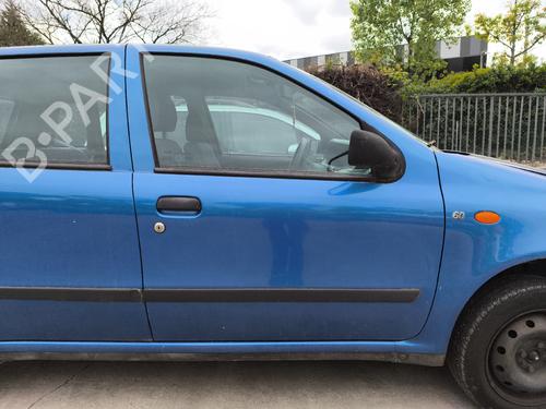 Used Right front door Right front door FIAT PUNTO (176_) 60 1.2 (176AP, 176AR, 176AQ, 176BB) (60 hp) 33965728 33965728