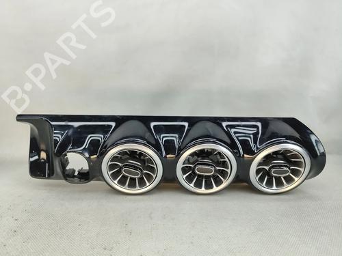 Used Air vent Air vent MERCEDES-BENZ GLA (H247) GLA 200 d (247.712) (150 hp) 33892012 33892012