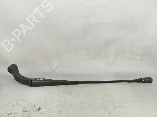 Used Front windshield wiper arm Front windshield wiper arm MERCEDES-BENZ GLA (H247) GLA 200 d (247.712) (150 hp) 33892033 33892033