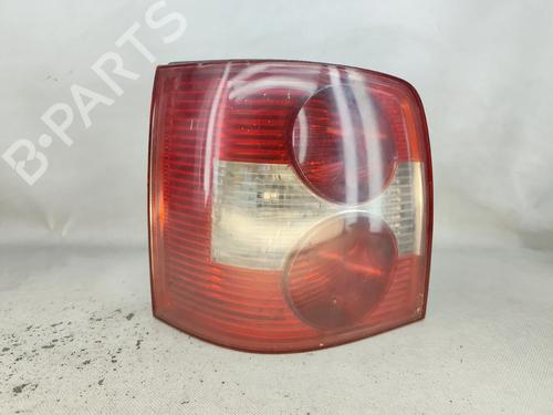 right-taillight-vw-passat-b55-variant-3b6-2000-2001-2002-2003-2004-2005-33955812 main image