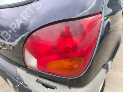 Used Right taillight Right taillight FORD FIESTA IV (JA_, JB_) 1.25 i 16V (75 hp) 33981628 33981628