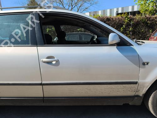 Used Right front door Right front door VW PASSAT B5 Variant (3B5) 1.9 TDI (90 hp) 34006809 34006809
