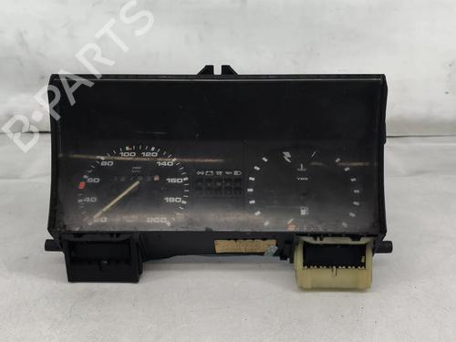 Used Instrument cluster Instrument cluster VW GOLF II (19E, 1G1) 1.6 D (54 hp) 33995817 33995817
