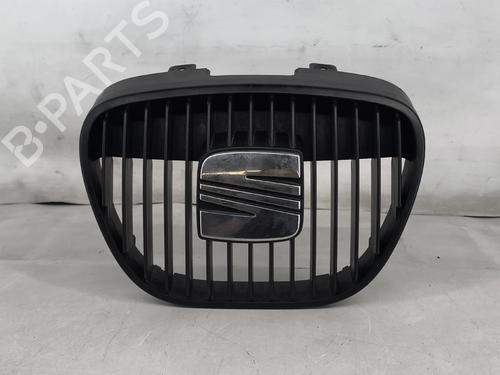 Grill Grill SEAT IBIZA III (6L1) 1.2 (64 hp) 33875529 33875529