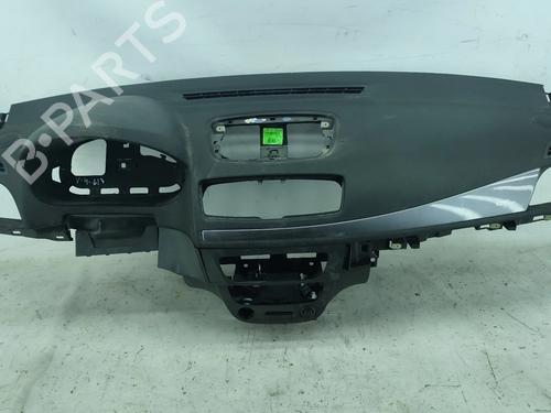 Used Dashboard Dashboard 33965710 33965710