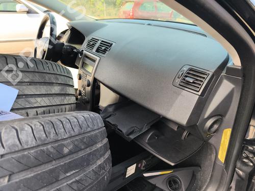 dashboard-volvo-v50-545-2003-2004-2005-2006-2007-2008-2009-2010-2011-2012-34125164 main image