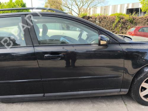 right-front-door-volvo-v50-545-2003-2004-2005-2006-2007-2008-2009-2010-2011-2012-34125158 main image
