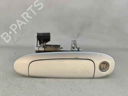 front-left-exterior-door-handle-toyota-yaris-_p1_-1999-2000-2001-2002-2003-2004-2005-34006865 main image