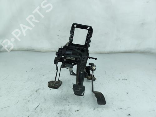Used Pedal Pedal 34187773 34187773