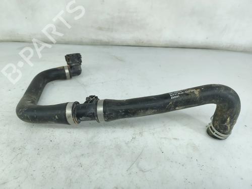 pipe-mercedes-benz-cla-shooting-brake-x118-2019-34213324 main image