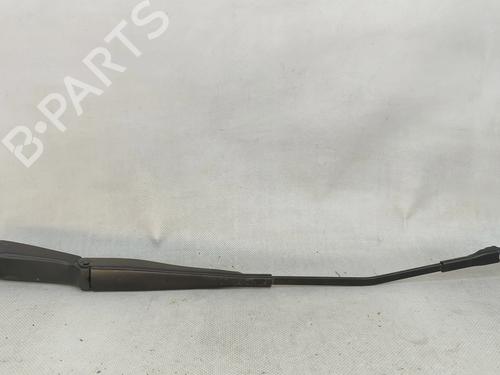 front-windshield-wiper-arm-mercedes-benz-cla-shooting-brake-x118-2019-34213425 main image