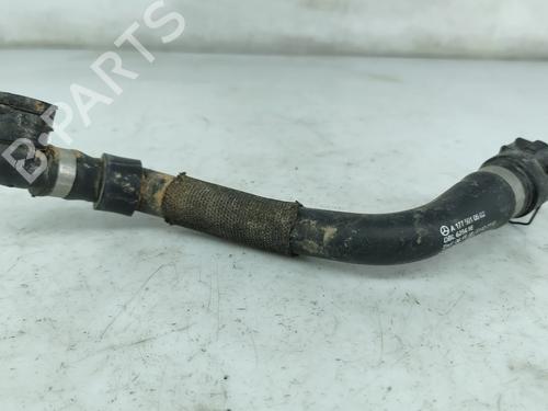 pipe-mercedes-benz-cla-shooting-brake-x118-2019-34213325 main image