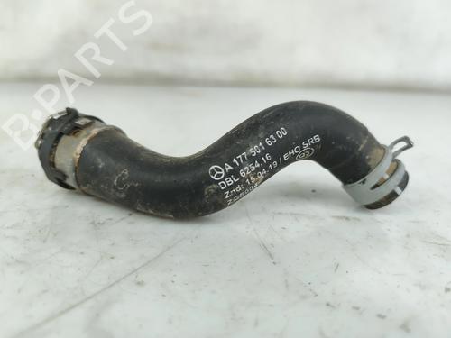 pipe-mercedes-benz-cla-shooting-brake-x118-2019-34213326 main image