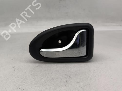 Used Rear right interior door handle Rear right interior door handle RENAULT CLIO II (BB_, CB_) 1.2 (BB0A, BB0F, BB10, BB1K, BB28, BB2D, BB2H, CB0A,... (58 hp) 34241943 34241943