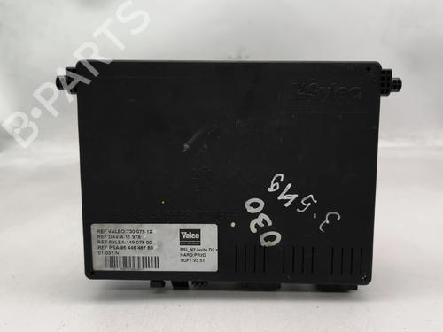 Used Fuse box Fuse box 34248397 34248397