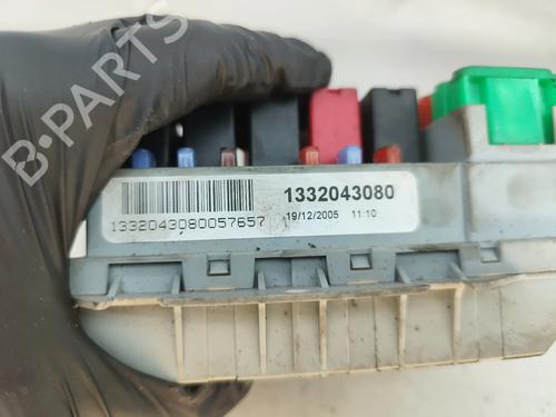 Fuse box CITROËN JUMPER I Platform/Chassis (244) 2.2 HDi | BP34225720E1 - Image 5