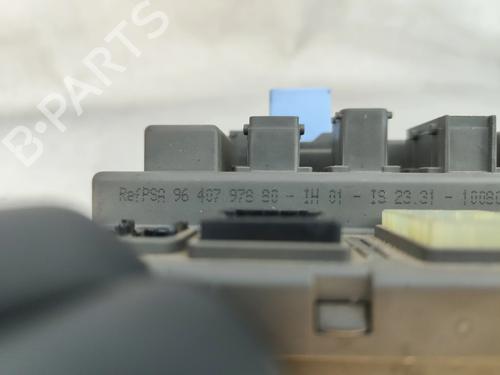 Fuse box PEUGEOT 607 (9D, 9U) 2.2 HDi | BP34225786E1  - Image 5
