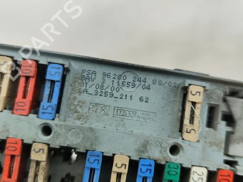 Fuse box PEUGEOT 607 (9D, 9U) 2.2 HDi | BP34225787E1  - Image 5