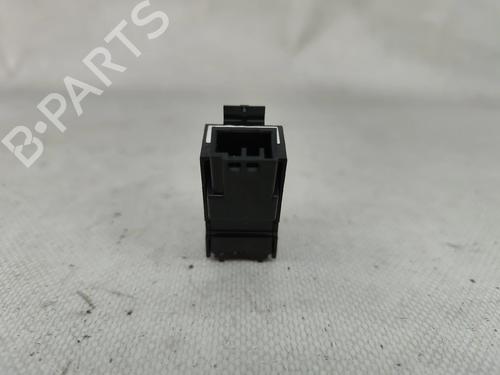 Right front window switch VOLVO V60 I (155) 1.6 DRIVe | BP34253121I26 - Image 2