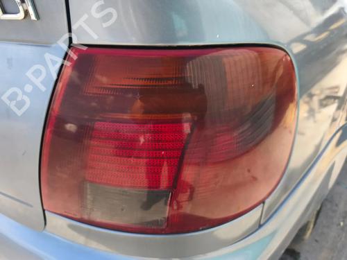 right-taillight-audi-a4-b5-8d2-1994-1995-1996-1997-1998-1999-2000-2001-34345086 main image