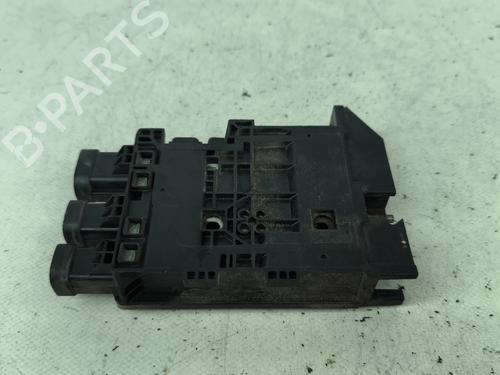 Used Fuse box Fuse box RENAULT MEGANE III Grandtour (KZ0/1) 1.5 dCi (KZ09, KZ0D, KZ1G, KZ29, KZ14, KZ1W, KZ10, KZ1F,... (110 hp) 34006841 34006841