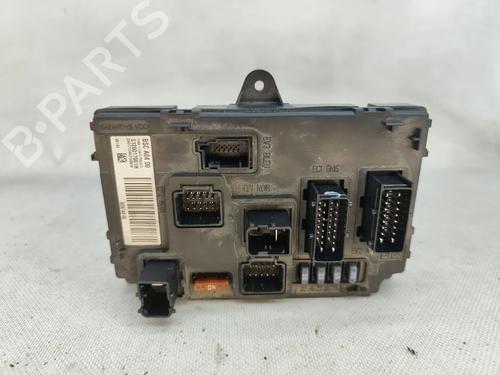 Used Fuse box Fuse box PEUGEOT 407 (6D_) 1.6 HDi 110 (6D9HZC, 6D9HYC) (109 hp) 34384087 34384087