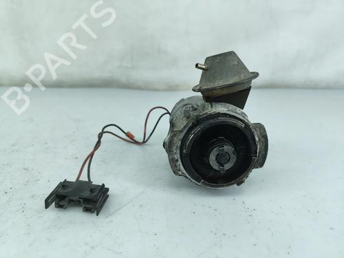 Used Ignition distributor Ignition distributor OPEL CORSA A Hatchback (S83) 1.2 N (F08, M08, F68, M68) (52 hp) 34384046 34384046