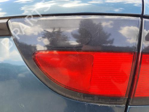 Feu de coffre droit Feu de coffre droit RENAULT MEGANE I Classic (LA0/1_) 1.4 (LA0E, LA0V) (75 hp) 34462280 34462280