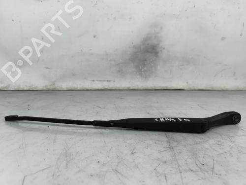 Used Front windshield wiper arm Front windshield wiper arm ROVER 200 I Saloon (XH) 213 S (73 hp) 34518645 34518645