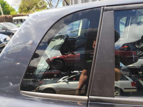 Used Rear right quarter glass Rear right quarter glass FIAT STILO (192_) 1.6 16V (192_XB1A) (103 hp) 34522512 34522512