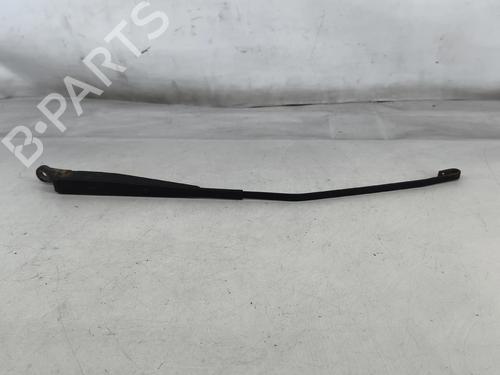 Used Front windshield wiper arm Front windshield wiper arm 34472646 34472646