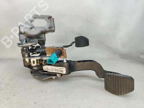 Pedal Pedal PEUGEOT 2008 I (CU_) 1.2 THP 110 / PureTech 110 (110 hp) 34522327 34522327