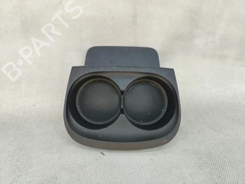 Koppholder/Gjenstandsholder Koppholder/Gjenstandsholder PEUGEOT 2008 I (CU_) 1.2 THP 110 / PureTech 110 (110 hp) 34522335 34522335